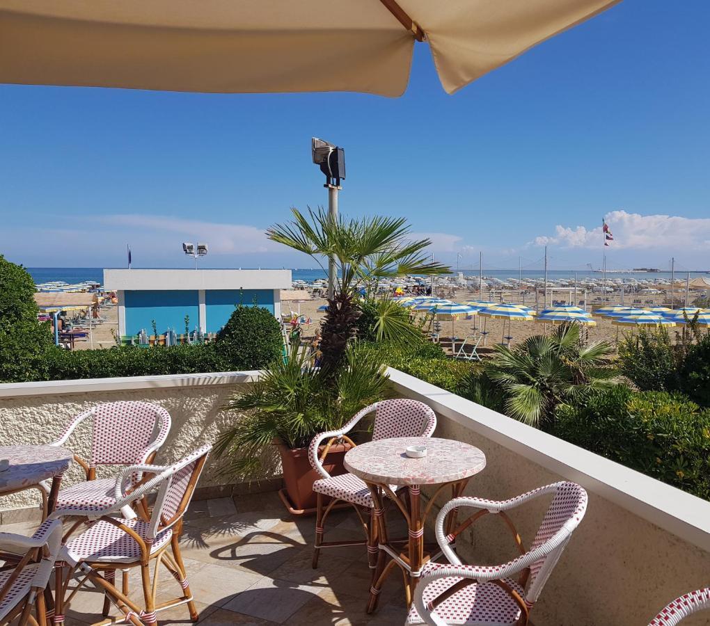 Hotel Driade Sul Mare 리미니 외부 사진